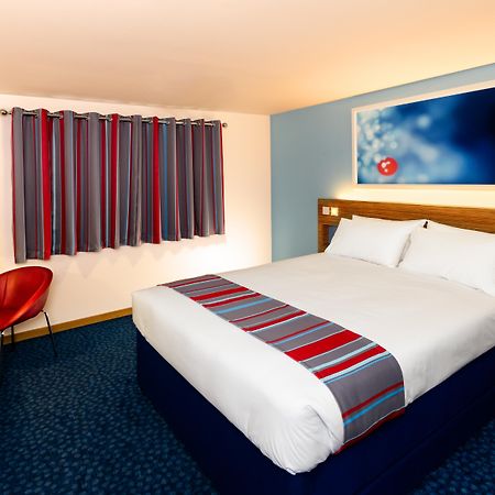 Travelodge Edinburgh Central Waterloo Place Exterior photo