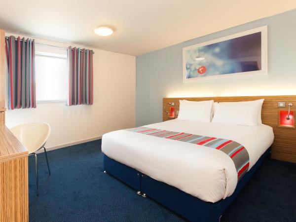Travelodge Edinburgh Central Waterloo Place Exterior photo